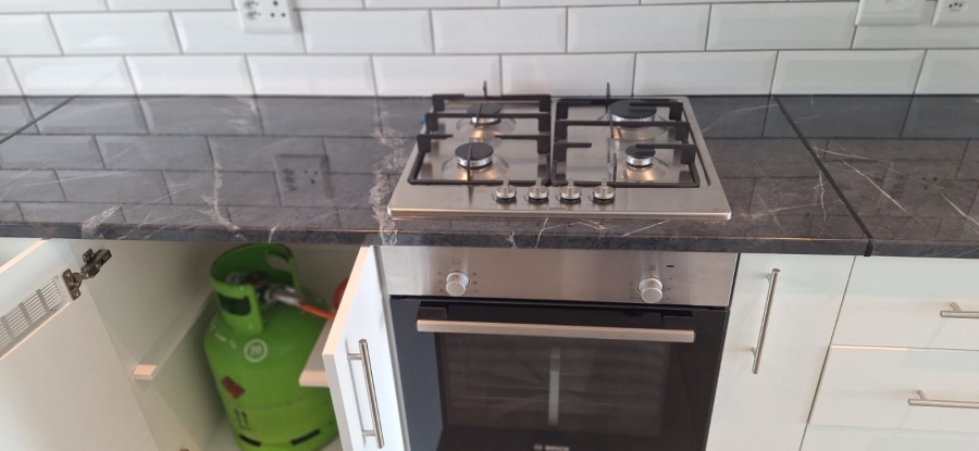 To Let 2 Bedroom Property for Rent in Rondebosch Village Western Cape